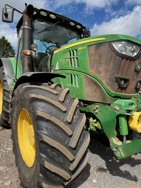 JOHN DEERE 6190R - Traktor: gambar 3 JOHN DEERE 6190R - Traktor: gambar 3