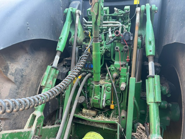 JOHN DEERE 6215R - Traktor: gambar 5 JOHN DEERE 6215R - Traktor: gambar 5