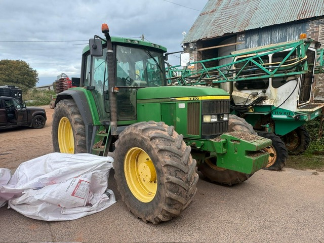 JOHN DEERE 6910 - Traktor: gambar 1 JOHN DEERE 6910 - Traktor: gambar 1