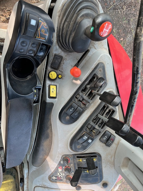 Traktor MASSEY FERGUSON 6480 DYNASHIFT: gambar 7