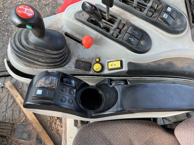 Traktor MASSEY FERGUSON 6480 DYNASHIFT: gambar 9
