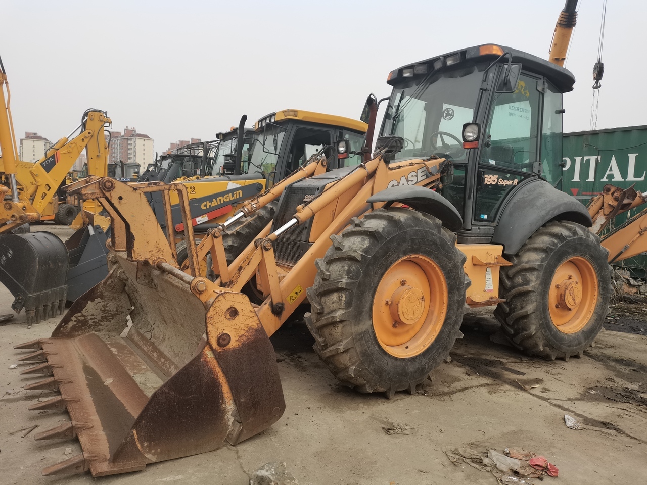 CASE 695 - Backhoe loader: gambar 1 CASE 695 - Backhoe loader: gambar 1
