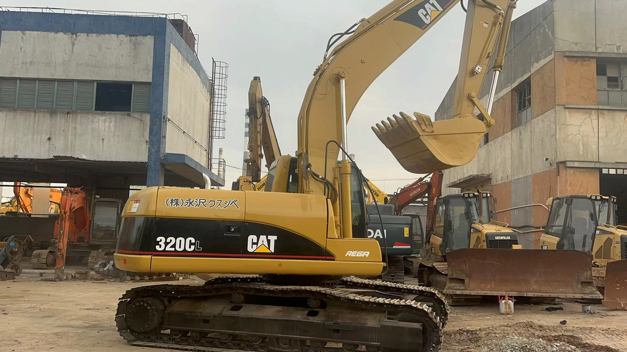 CATERPILLAR 320C - Ekskavator perayap: gambar 3 CATERPILLAR 320C - Ekskavator perayap: gambar 3