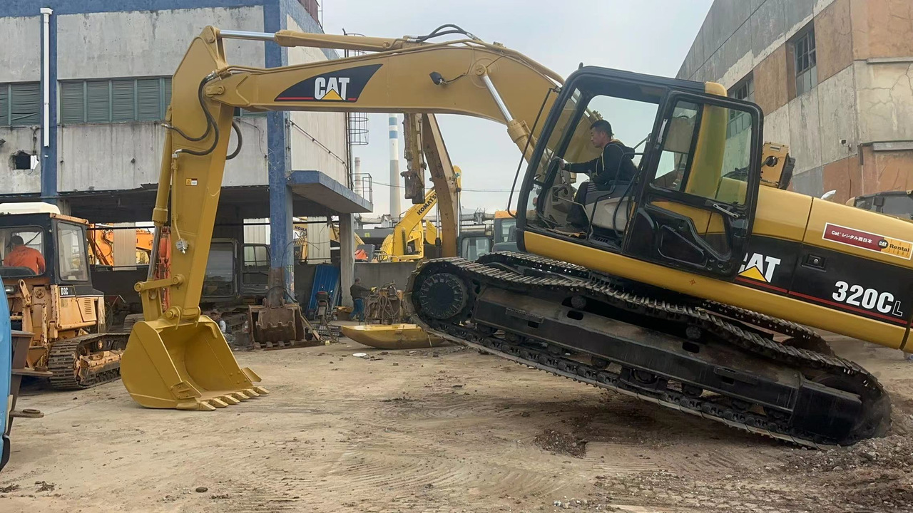 CATERPILLAR 320C - Ekskavator perayap: gambar 2 CATERPILLAR 320C - Ekskavator perayap: gambar 2
