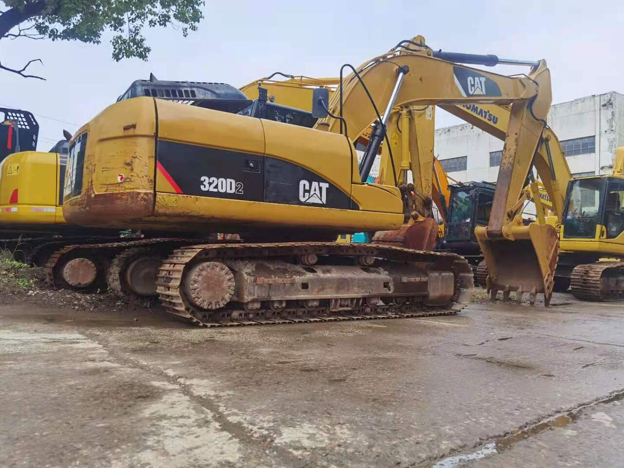 CATERPILLAR 320D2 - Ekskavator perayap: gambar 3 CATERPILLAR 320D2 - Ekskavator perayap: gambar 3