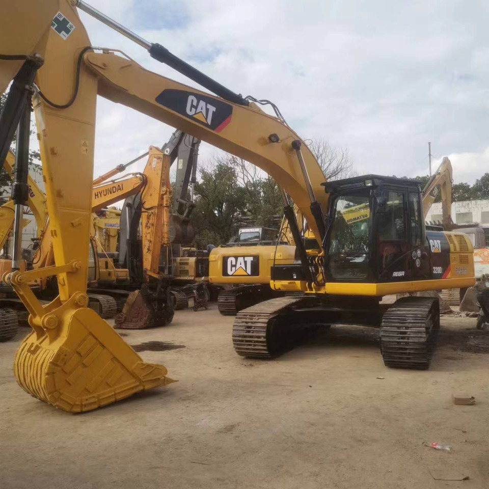 CATERPILLAR 320D2 - Ekskavator perayap: gambar 2 CATERPILLAR 320D2 - Ekskavator perayap: gambar 2