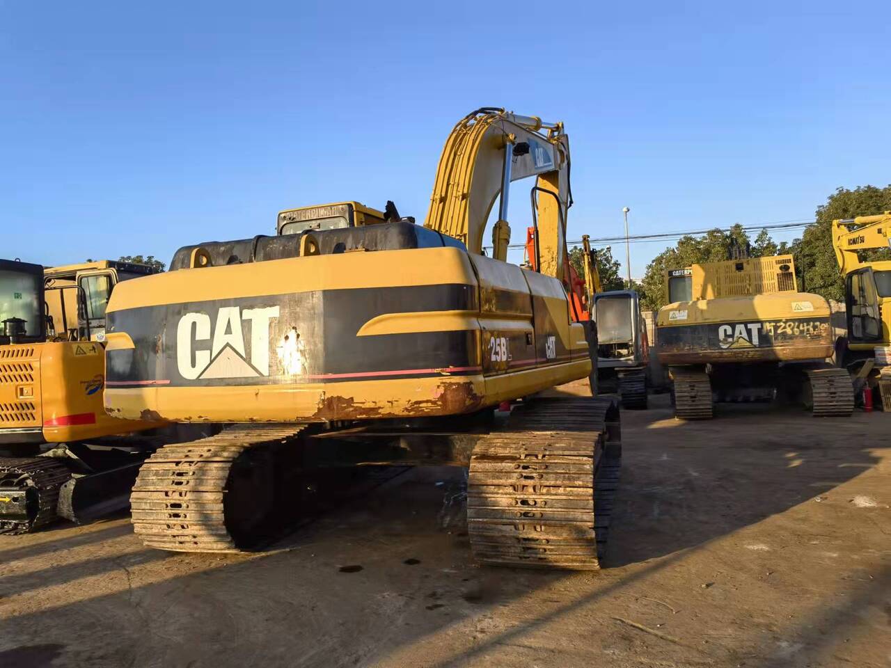 CATERPILLAR 325BL Imported machine - Ekskavator perayap: gambar 3 CATERPILLAR 325BL Imported machine - Ekskavator perayap: gambar 3