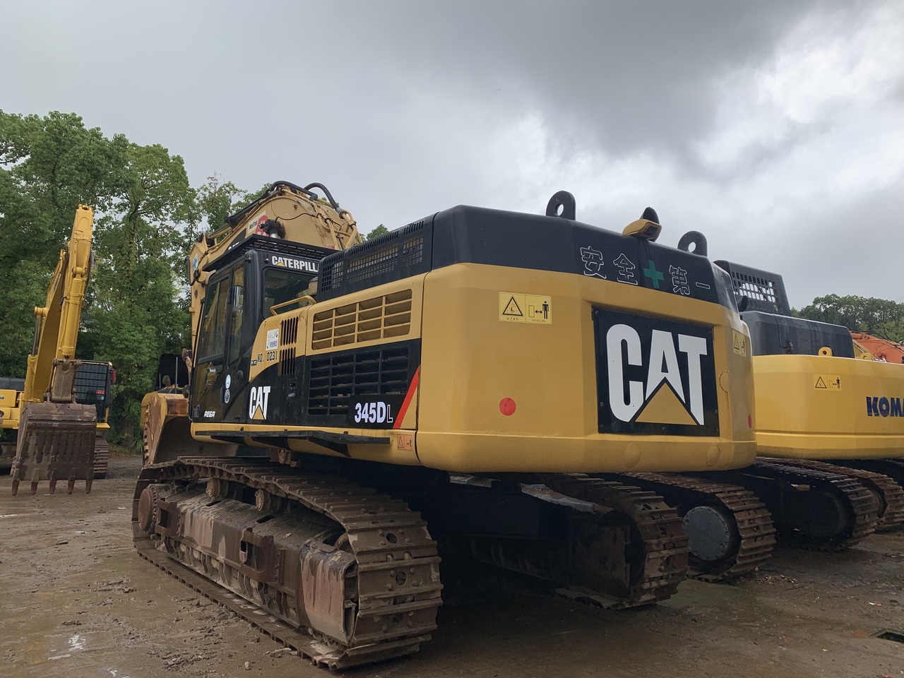 CATERPILLAR 345DL-excavator - Ekskavator perayap: gambar 2 CATERPILLAR 345DL-excavator - Ekskavator perayap: gambar 2