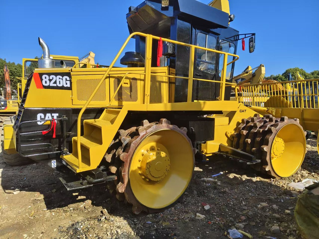 CATERPILLAR 826G - Pemadat: gambar 1 CATERPILLAR 826G - Pemadat: gambar 1