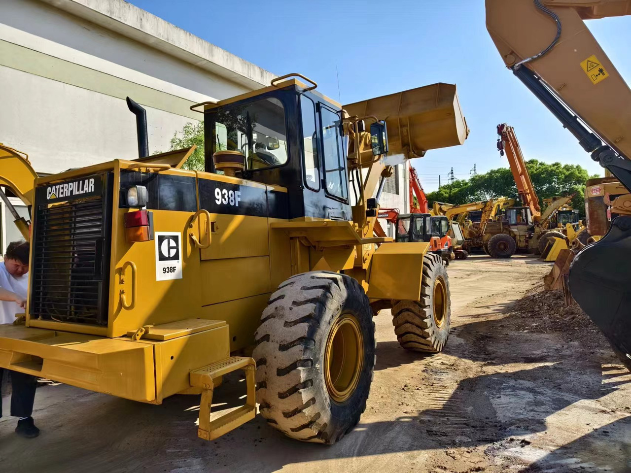 CATERPILLAR 938F - Wheel loader: gambar 3 CATERPILLAR 938F - Wheel loader: gambar 3