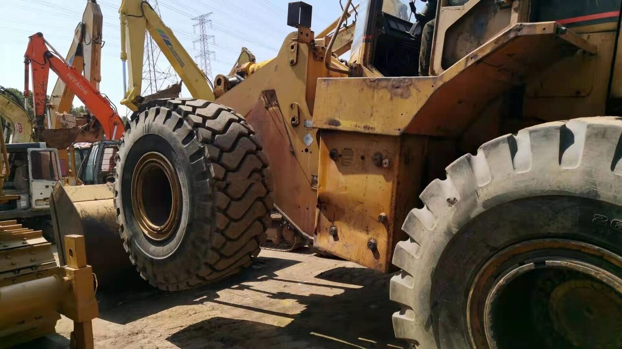 CATERPILLAR 966F - Wheel loader: gambar 5 CATERPILLAR 966F - Wheel loader: gambar 5