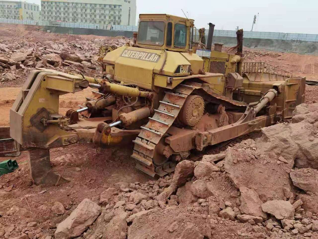 CATERPILLAR D11 - Bulldozer: gambar 3 CATERPILLAR D11 - Bulldozer: gambar 3
