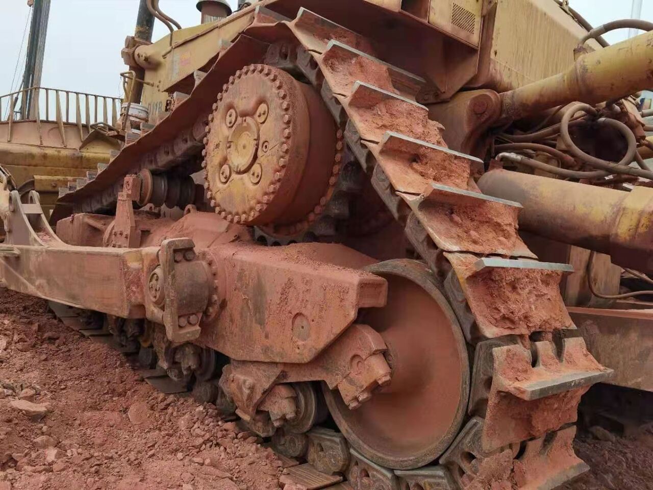 CATERPILLAR D11 - Bulldozer: gambar 4 CATERPILLAR D11 - Bulldozer: gambar 4