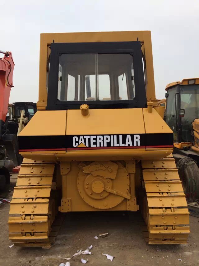CATERPILLAR D5H - Bulldozer: gambar 4 CATERPILLAR D5H - Bulldozer: gambar 4