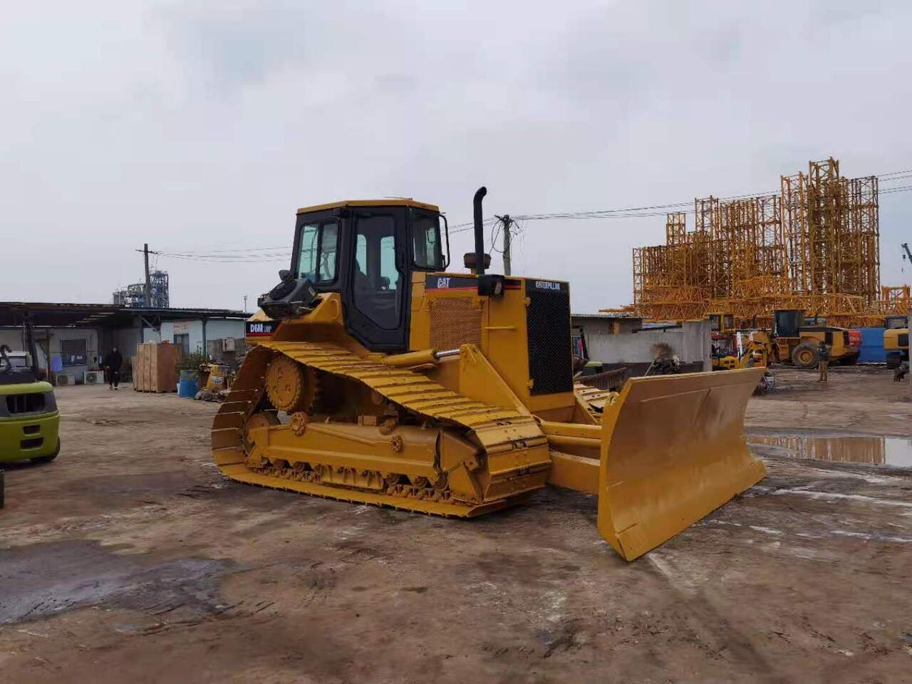 CATERPILLAR D6M - Bulldozer: gambar 5 CATERPILLAR D6M - Bulldozer: gambar 5