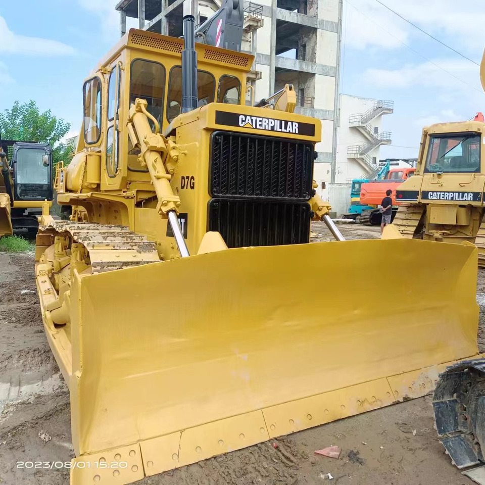 CATERPILLAR D7G - Bulldozer: gambar 2 CATERPILLAR D7G - Bulldozer: gambar 2
