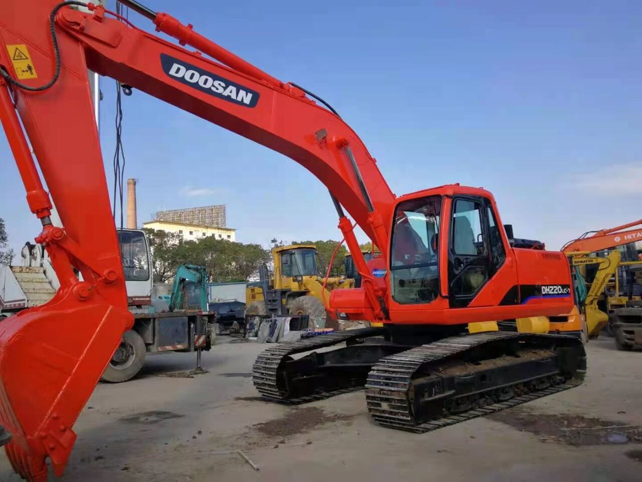 DOOSAN DH220LC - Ekskavator perayap: gambar 4 DOOSAN DH220LC - Ekskavator perayap: gambar 4