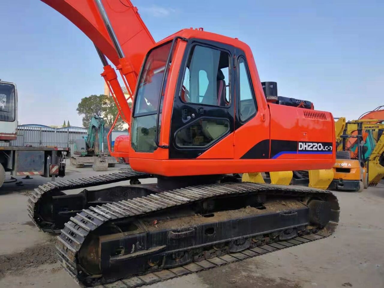 DOOSAN DH220LC - Ekskavator perayap: gambar 5 DOOSAN DH220LC - Ekskavator perayap: gambar 5