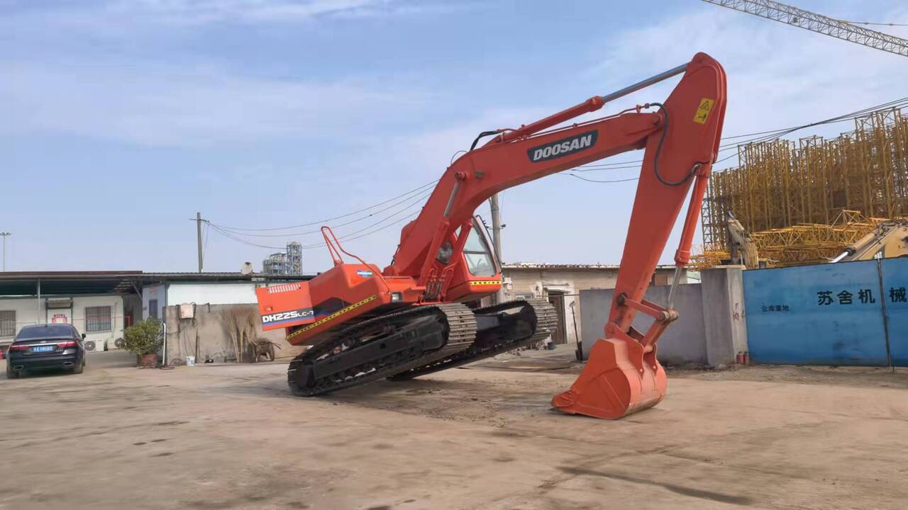 DOOSAN DH225LC-7 - Ekskavator perayap: gambar 5 DOOSAN DH225LC-7 - Ekskavator perayap: gambar 5