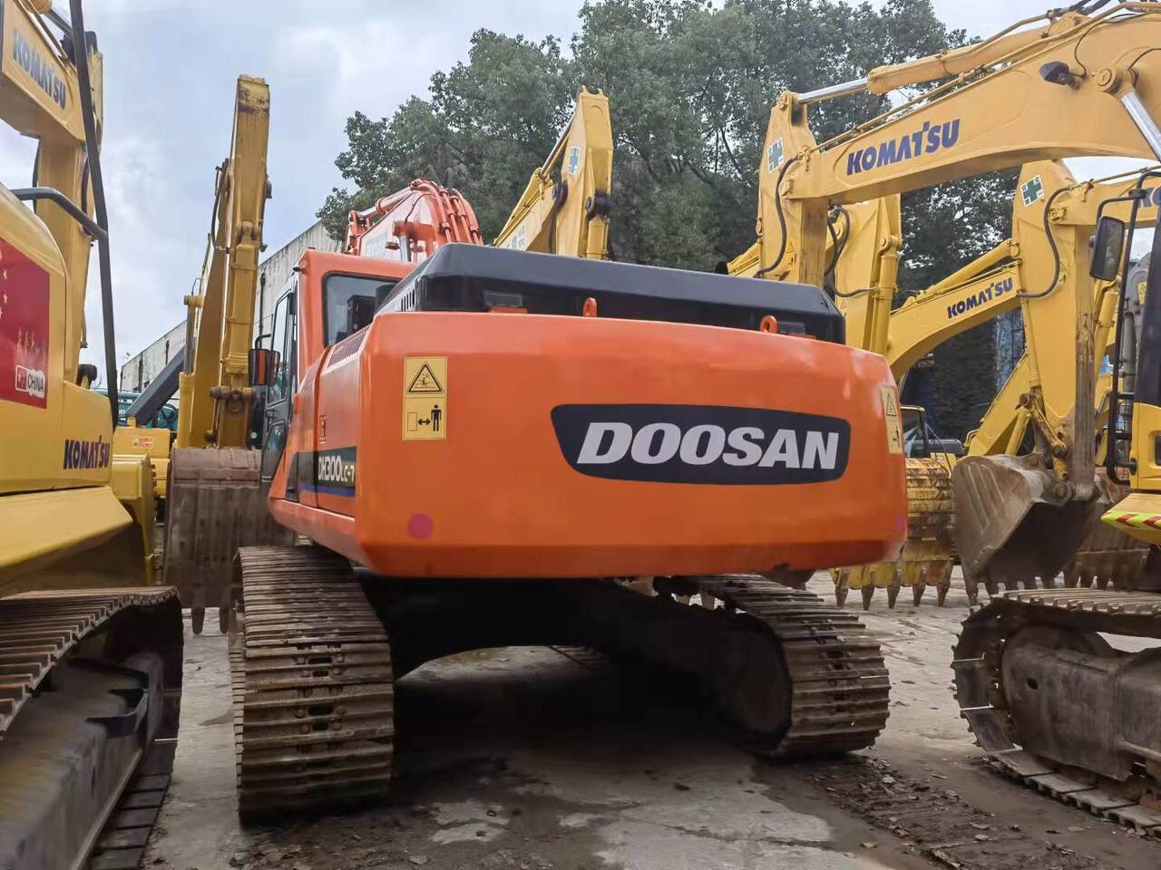 DOOSAN DH300 - Ekskavator perayap: gambar 3 DOOSAN DH300 - Ekskavator perayap: gambar 3