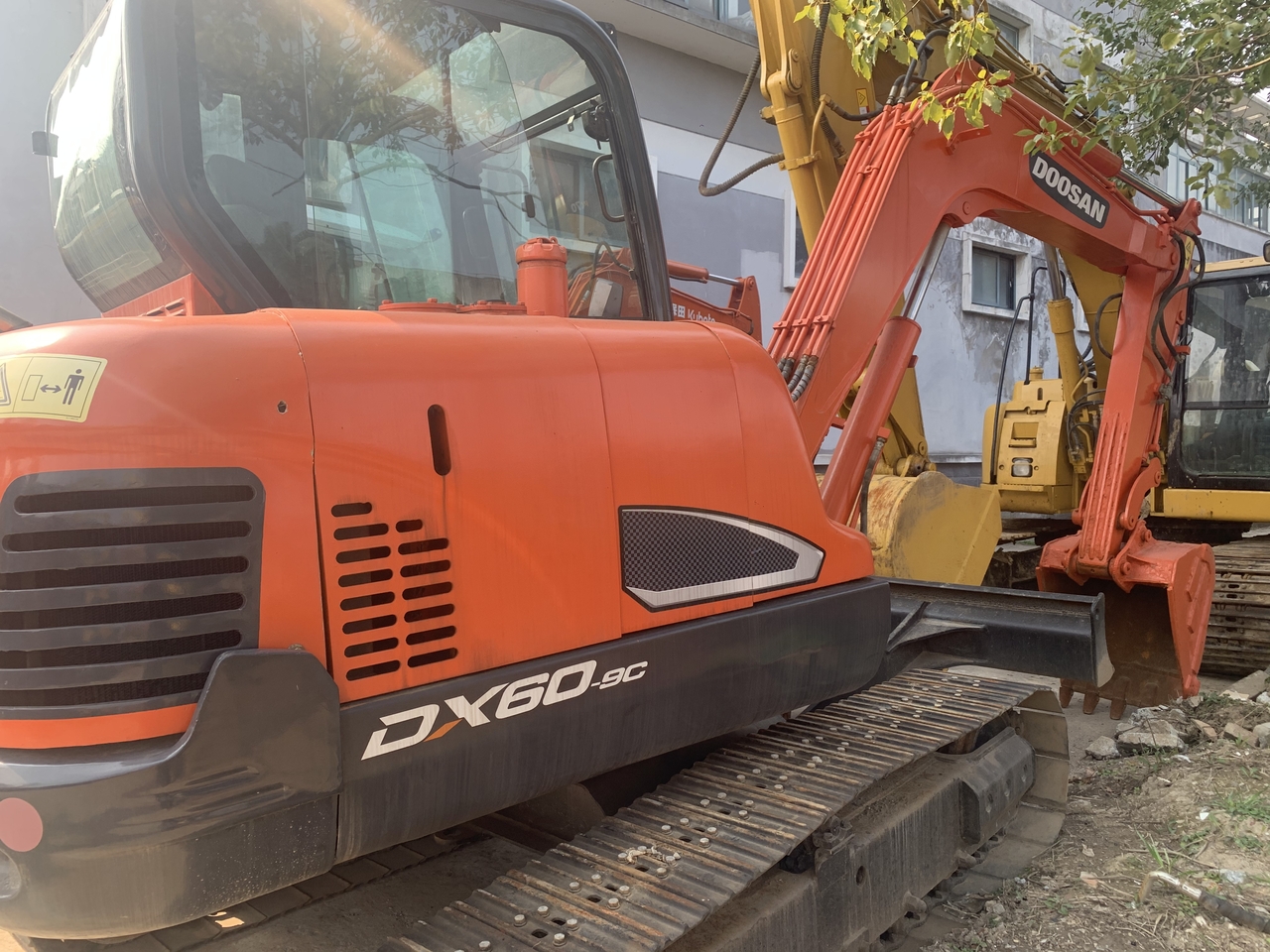 DOOSAN DX60-9 - Ekskavator mini: gambar 3 DOOSAN DX60-9 - Ekskavator mini: gambar 3