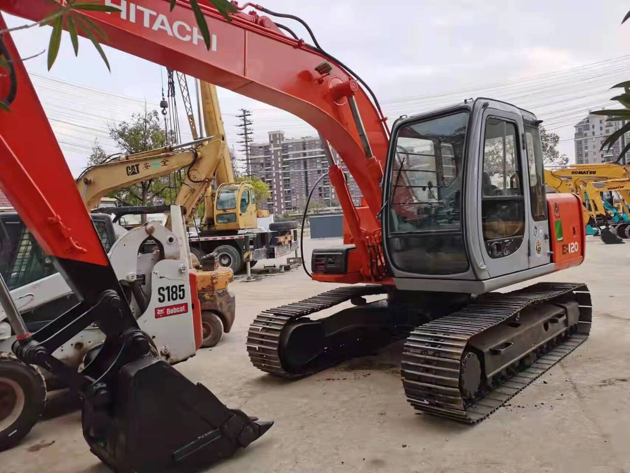 HITACHI EX120-5 - Ekskavator perayap: gambar 3 HITACHI EX120-5 - Ekskavator perayap: gambar 3