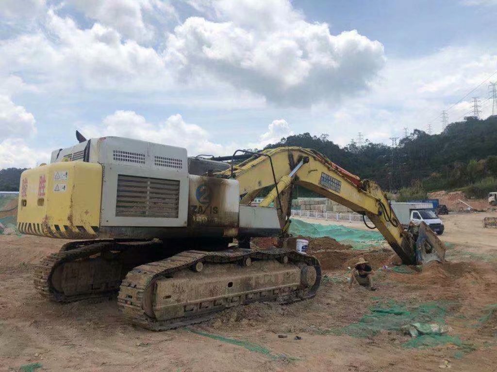 HITACHI ZX490 - Ekskavator perayap: gambar 3 HITACHI ZX490 - Ekskavator perayap: gambar 3