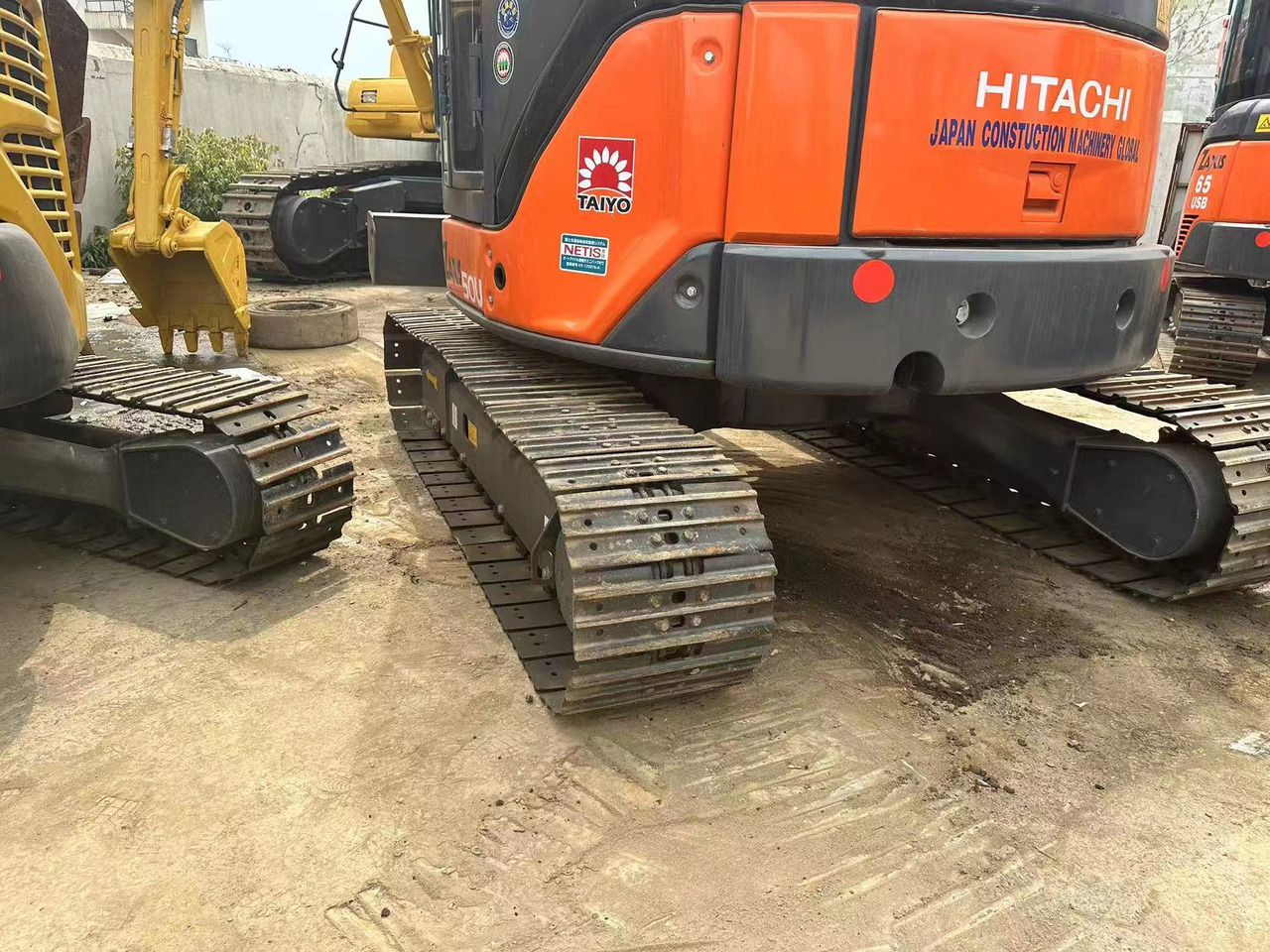 HITACHI ZX50U-2 - Ekskavator mini: gambar 4 HITACHI ZX50U-2 - Ekskavator mini: gambar 4