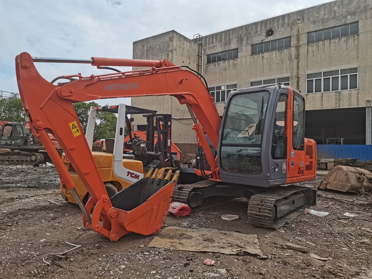 HITACHI ZX60-6 - Ekskavator perayap: gambar 2 HITACHI ZX60-6 - Ekskavator perayap: gambar 2