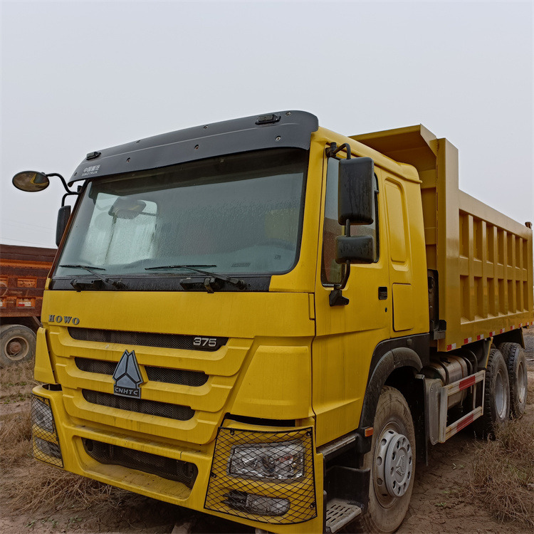 Truk jungkit HOWO HOWO6x4 375: gambar 11
