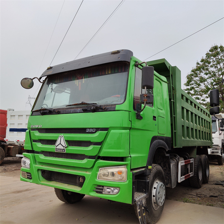 HOWO dump truck 6x4 380hp - Truk jungkit: gambar 1 HOWO dump truck 6x4 380hp - Truk jungkit: gambar 1