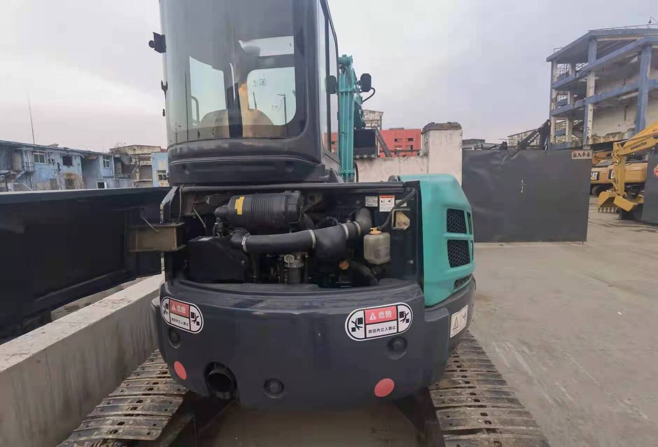 KOBELCO 55 - Ekskavator mini: gambar 2 KOBELCO 55 - Ekskavator mini: gambar 2