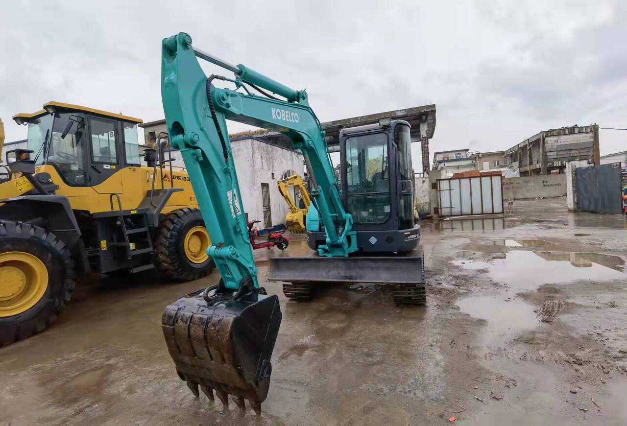 KOBELCO 55 - Ekskavator mini: gambar 5 KOBELCO 55 - Ekskavator mini: gambar 5