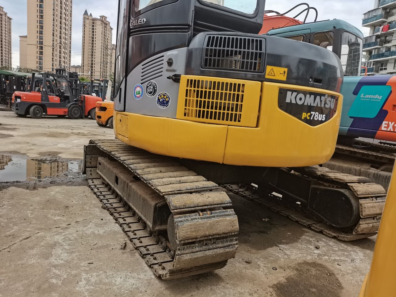 KOMATSU 78US - Ekskavator mini: gambar 3 KOMATSU 78US - Ekskavator mini: gambar 3