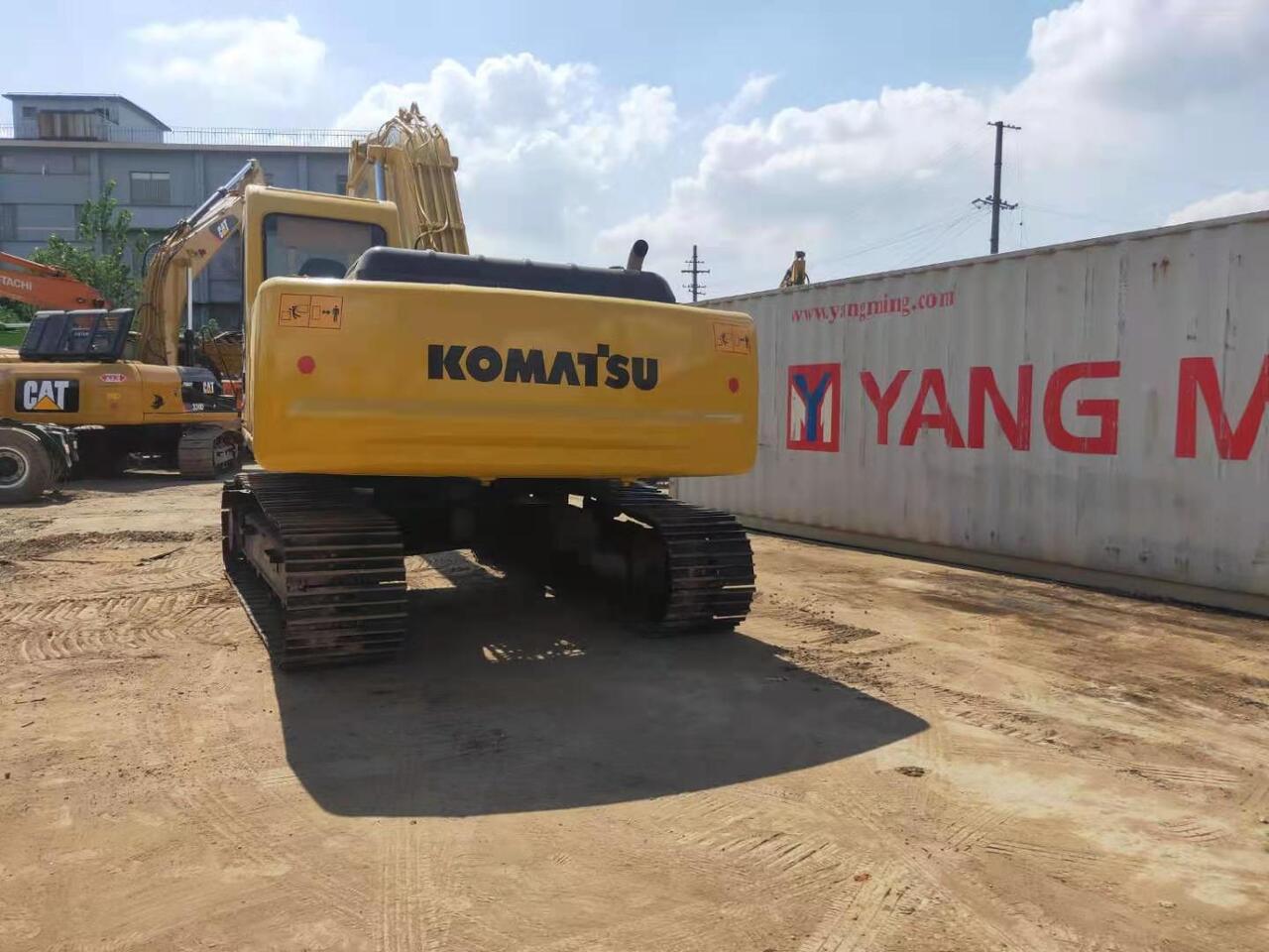 KOMATSU PC200-6 - Ekskavator perayap: gambar 4 KOMATSU PC200-6 - Ekskavator perayap: gambar 4