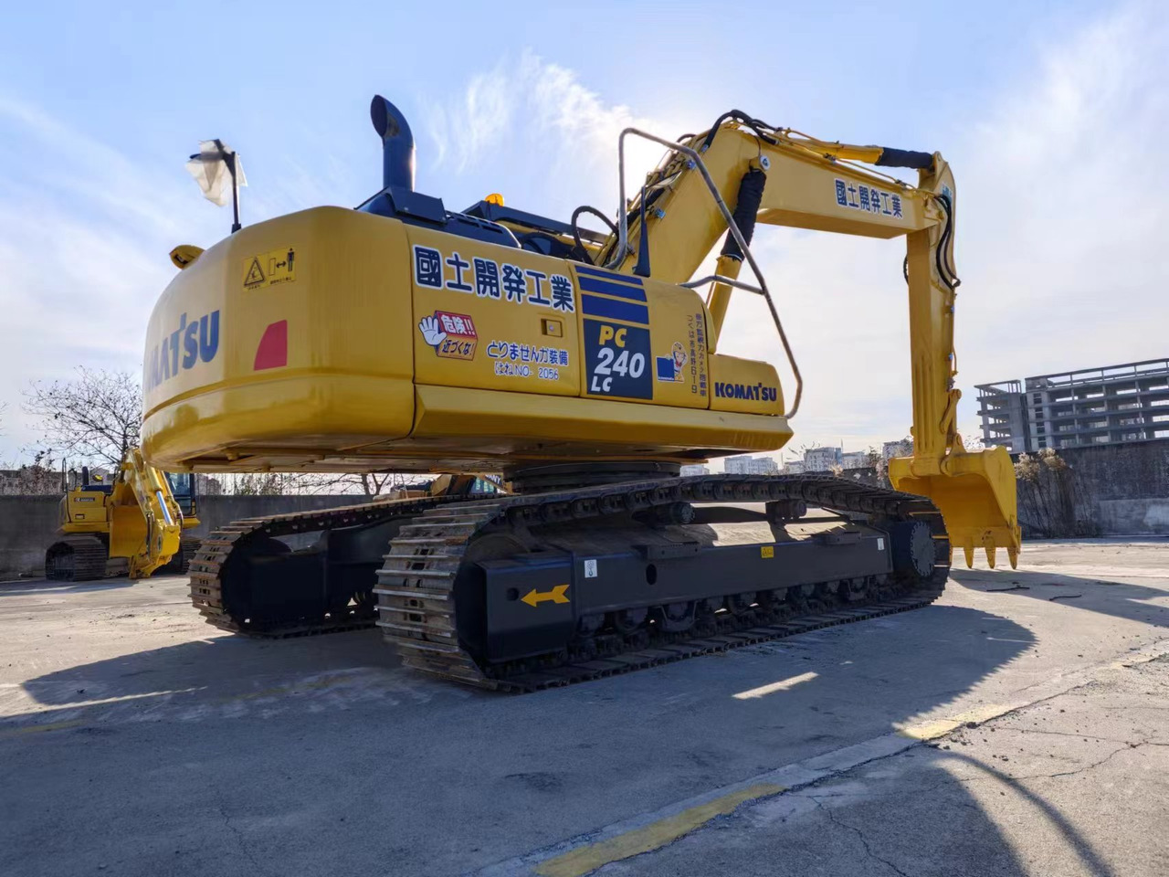 KOMATSU PC240LC-8N1 - Ekskavator: gambar 4 KOMATSU PC240LC-8N1 - Ekskavator: gambar 4