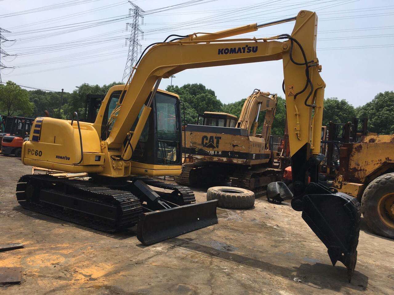KOMATSU PC60-7 - Ekskavator mini: gambar 3 KOMATSU PC60-7 - Ekskavator mini: gambar 3