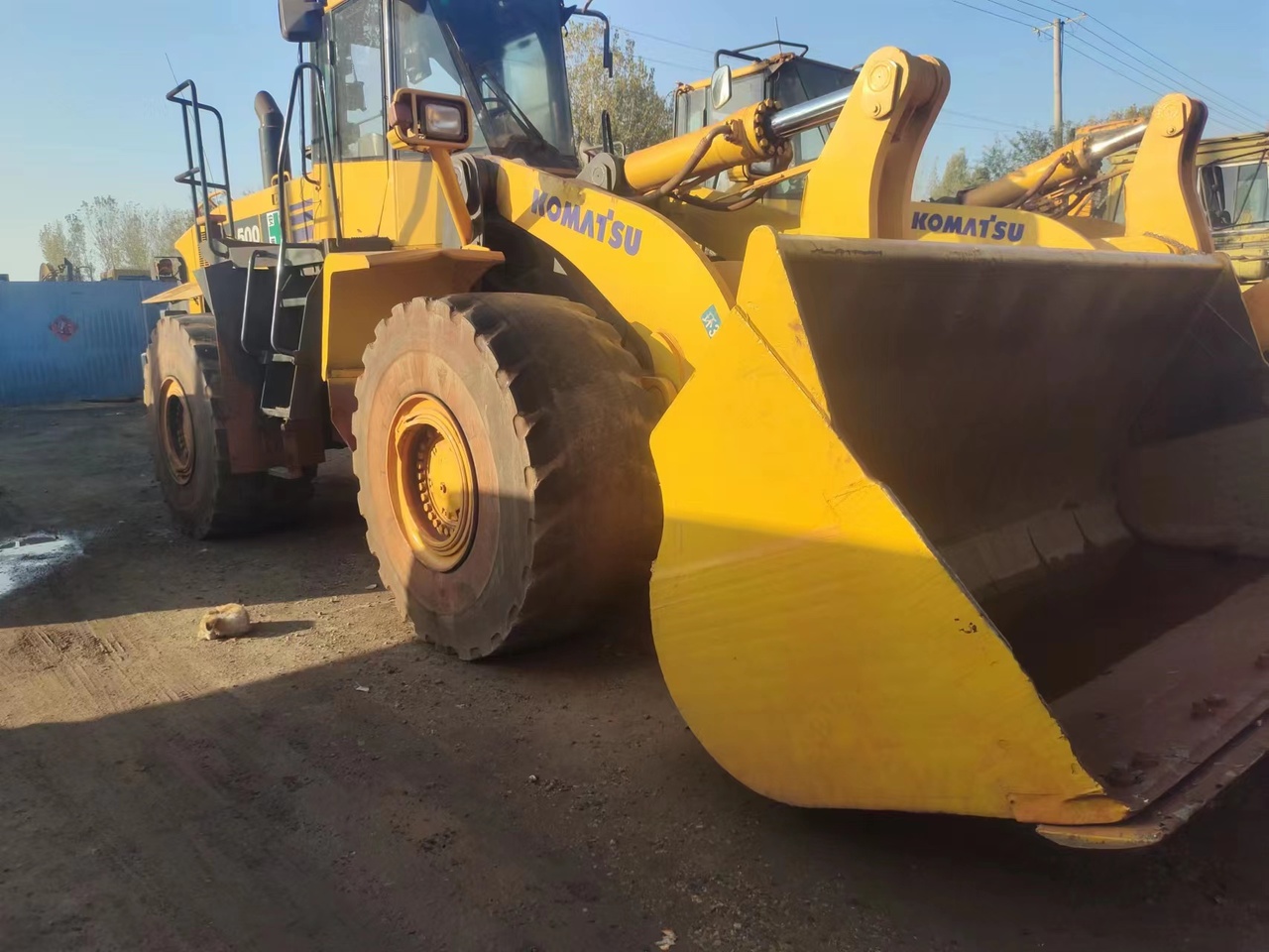 KOMATSU WA500-6 -wheel loader - Wheel loader: gambar 5 KOMATSU WA500-6 -wheel loader - Wheel loader: gambar 5
