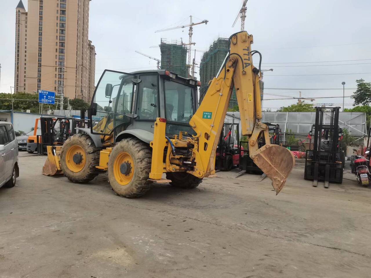 LIUGONG CLG777A - Backhoe loader: gambar 2 LIUGONG CLG777A - Backhoe loader: gambar 2
