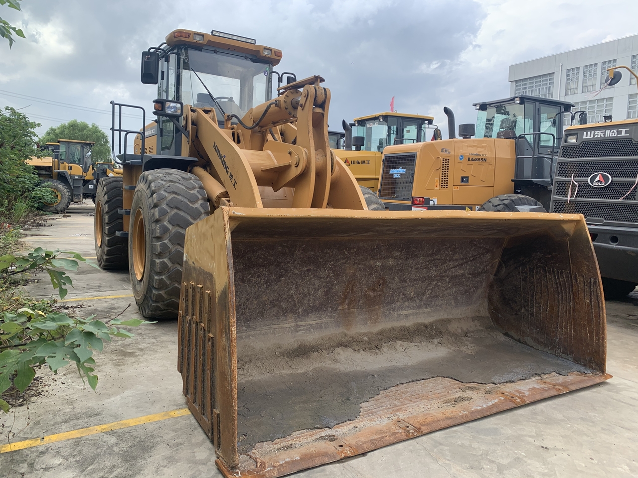 LIUGONG LG862-wheel loader - Wheel loader: gambar 2 LIUGONG LG862-wheel loader - Wheel loader: gambar 2