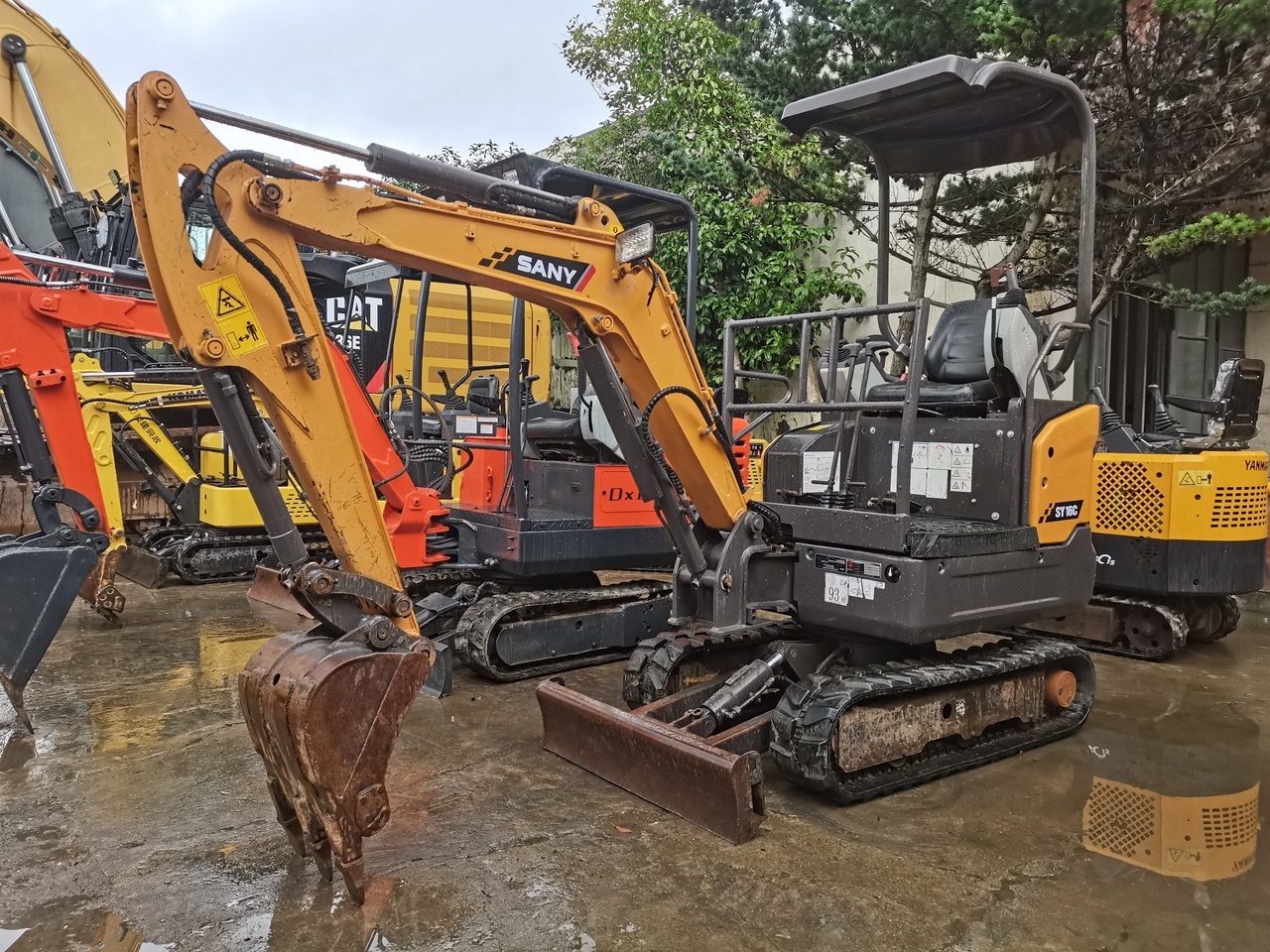 SANY SY16C -excavator - Ekskavator perayap: gambar 1 SANY SY16C -excavator - Ekskavator perayap: gambar 1