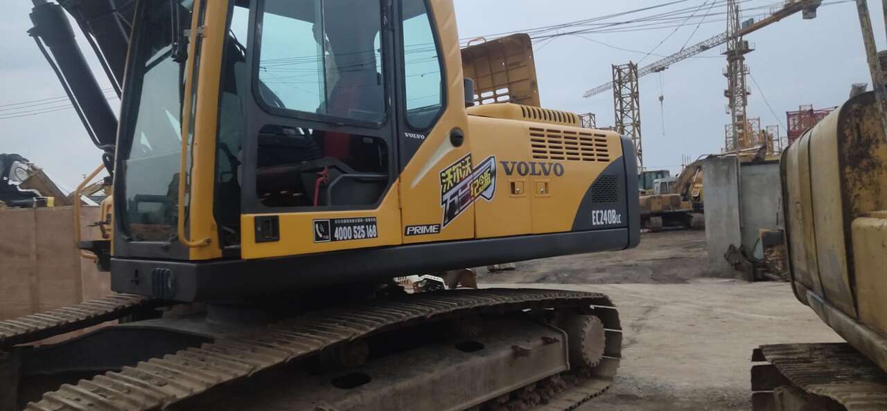 VOLVO EC240BLC - Ekskavator perayap: gambar 2 VOLVO EC240BLC - Ekskavator perayap: gambar 2