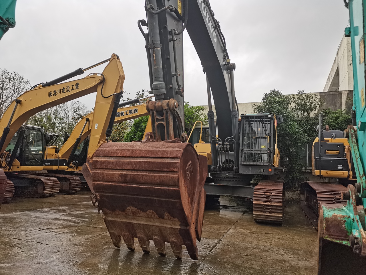 VOLVO EC380DL - Ekskavator perayap: gambar 5 VOLVO EC380DL - Ekskavator perayap: gambar 5