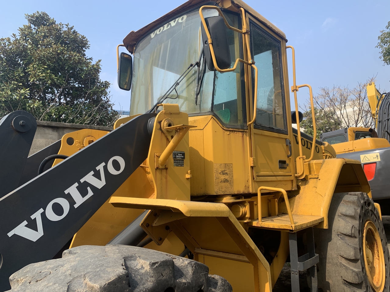 VOLVO L70E - Wheel loader: gambar 3 VOLVO L70E - Wheel loader: gambar 3