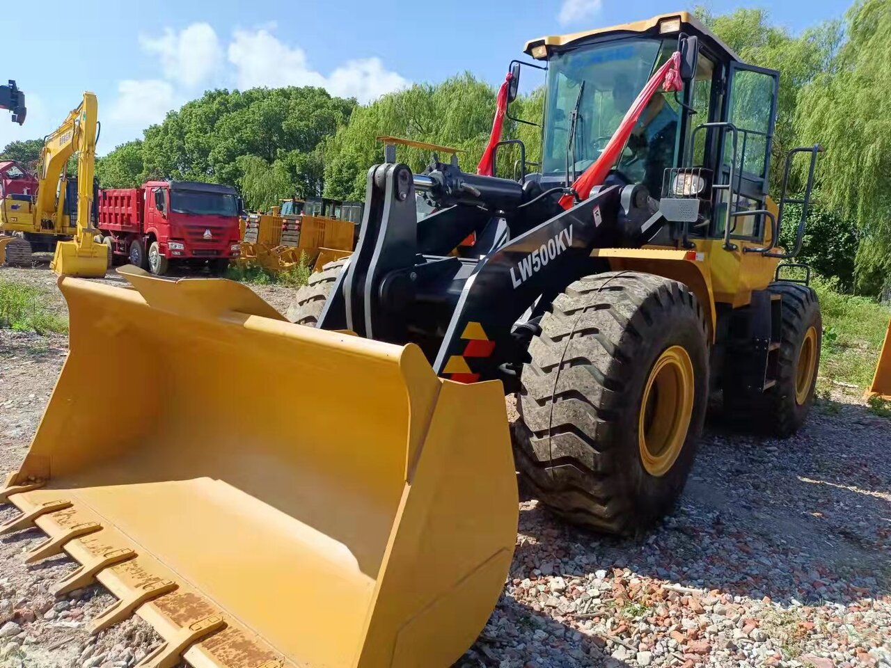 Wheel loader XCMG LW500KV: gambar 8 Wheel loader XCMG LW500KV: gambar 8