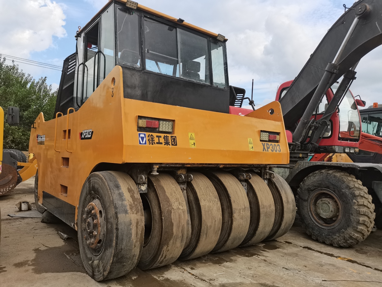 XCMG XP303 - Roller: gambar 3 XCMG XP303 - Roller: gambar 3