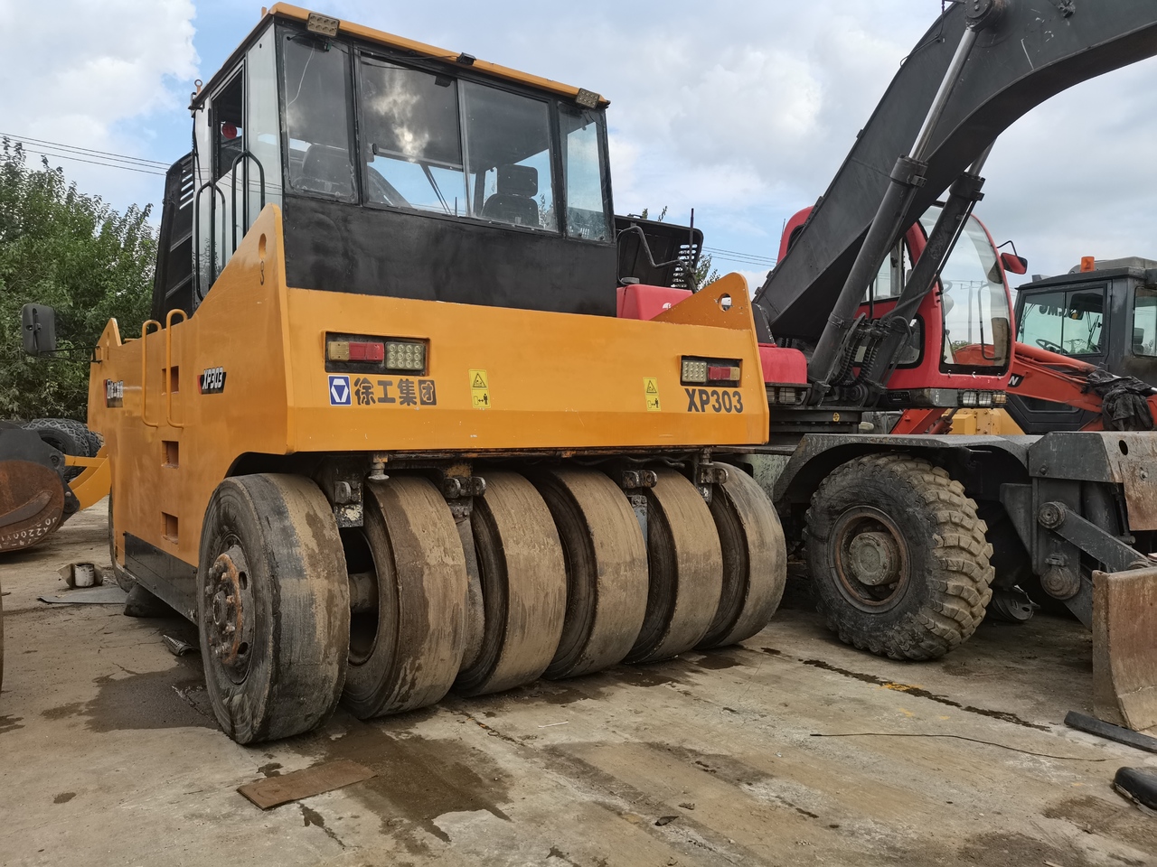 XCMG XP303 - Roller: gambar 4 XCMG XP303 - Roller: gambar 4
