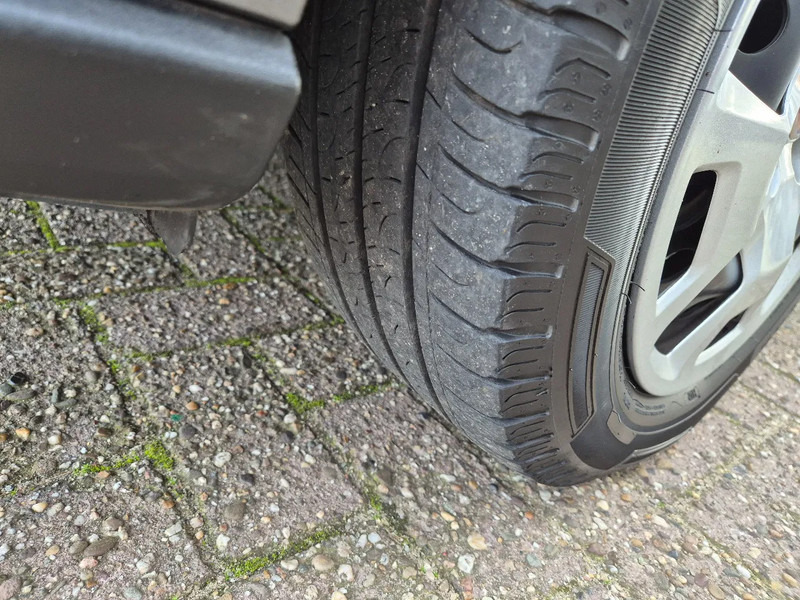 Van kecil Fiat Doblò maxi L2/ 1.6 D/ Airco/ Navi/ PDC: gambar 17 Van kecil Fiat Doblò maxi L2/ 1.6 D/ Airco/ Navi/ PDC: gambar 17