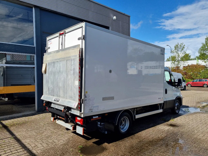 Iveco Daily 35C16 3.0D Koelkoffer LBW Xarios 350 st 230V Euro 6 - Van berpendingin: gambar 2 Iveco Daily 35C16 3.0D Koelkoffer LBW Xarios 350 st 230V Euro 6 - Van berpendingin: gambar 2