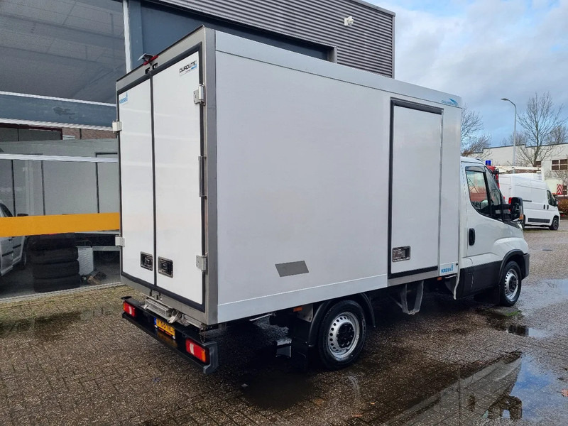 Iveco Daily 35S16 Hi-Matic Koelkoffer Carrier Xarios 5 ST 380V +20C/-20C Euro 6E - Van berpendingin: gambar 2 Iveco Daily 35S16 Hi-Matic Koelkoffer Carrier Xarios 5 ST 380V +20C/-20C Euro 6E - Van berpendingin: gambar 2